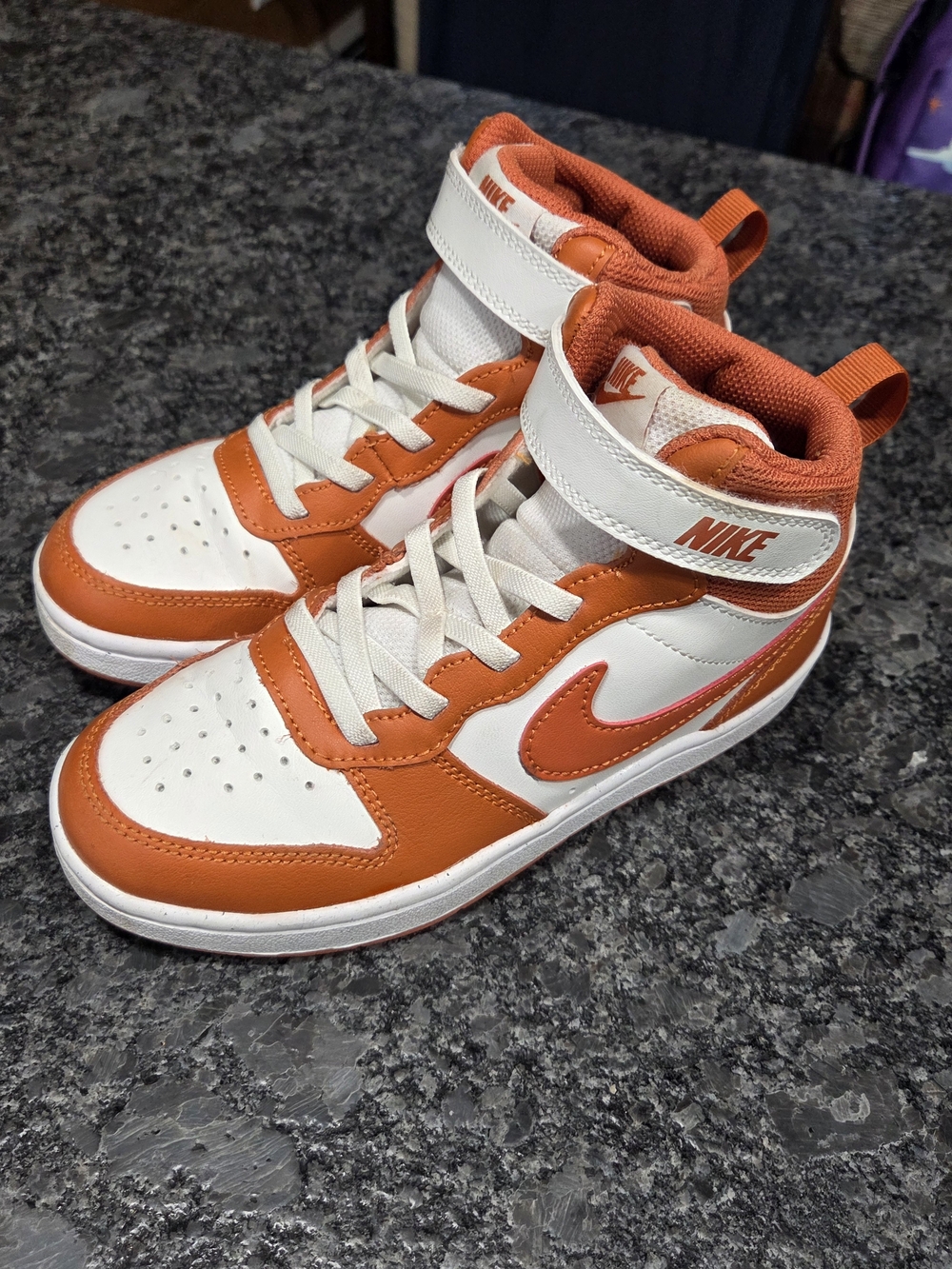 Nike Kids Court Borough Mid 2 Sneakers Size 13.5 - Picture 4 of 8